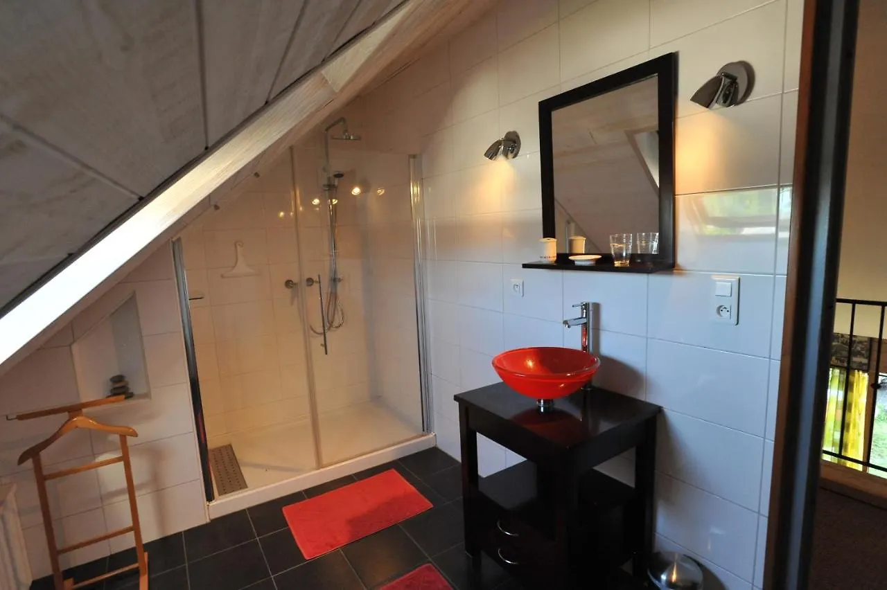 Gite La Voie Romaine Ceyssat Bed & Breakfast