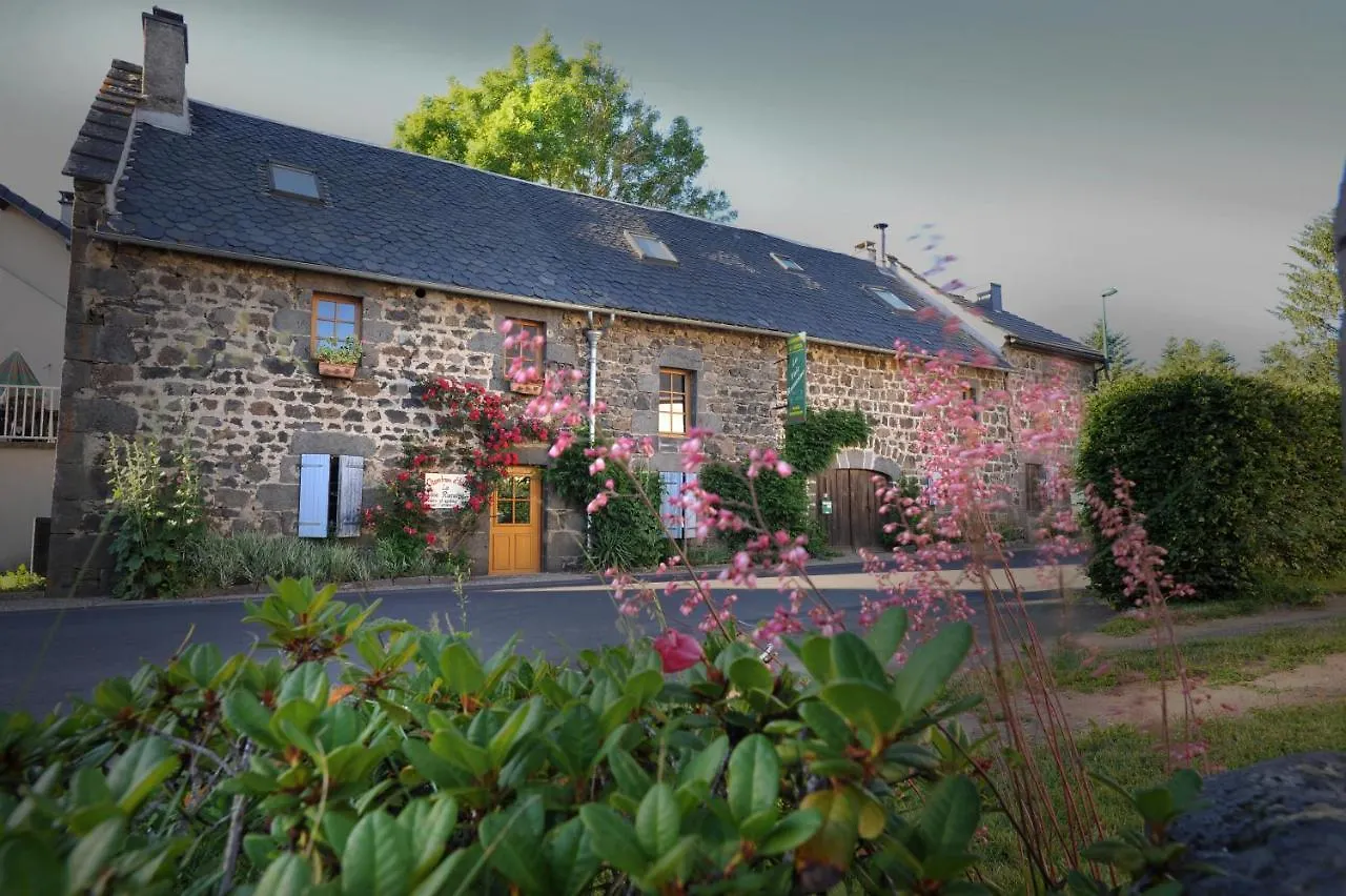 Bed & Breakfast Gite La Voie Romaine Ceyssat France